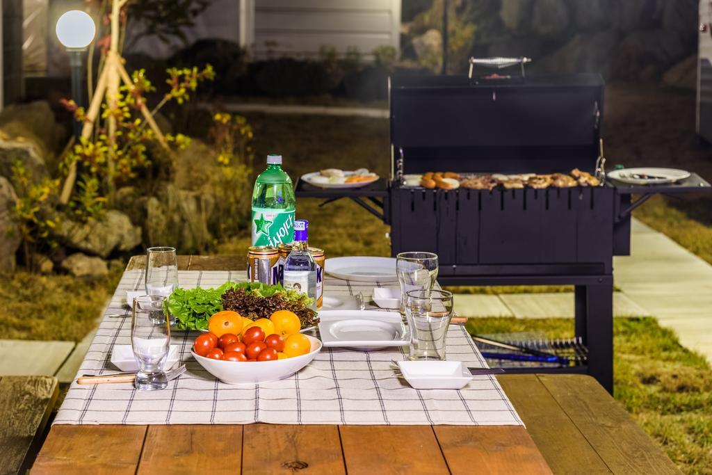 Вилла Jeju Starlight Glamping Экстерьер фото